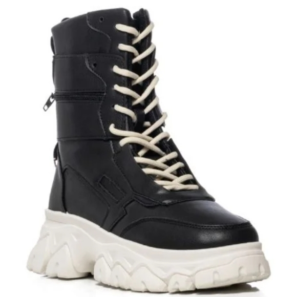 NWOB AZALEA WANG  BLACK FLATFORM HIGH TOP SNEAKER BOOT SIZE 8 - Picture 2 of 5